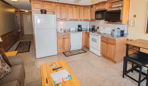 Classic Condo (ML228 Clean & Cozy Slope View Wi-Fi Close t)