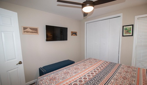 Condo (Newly-Renovated Family Friendly Washe)