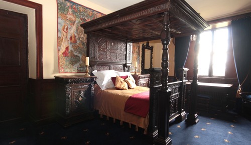 Grand Double Room, Mountain View (Four Poster)