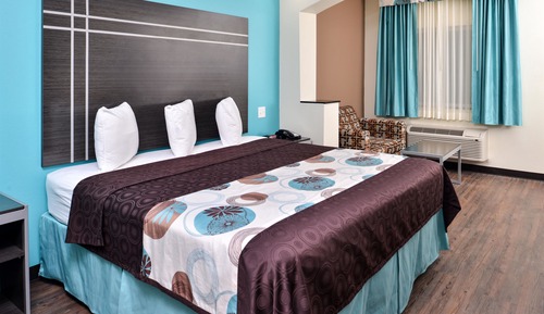 Room, 1 King Bed, Accessible, Non Smoking