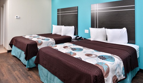 Suite, 2 Double Beds, Smoking, Kitchen