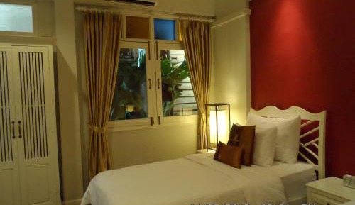 Deluxe Double or Twin Room