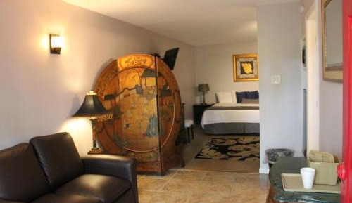 Single Room with Mountain View