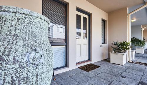 One-Bedroom Townhouse