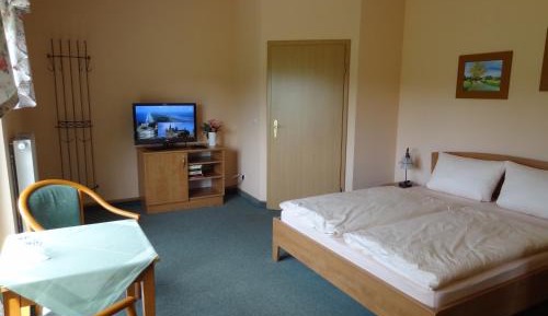 Large Double Room