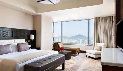 One-Bedroom Suite