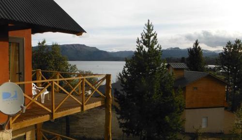 Apartment with Lake View