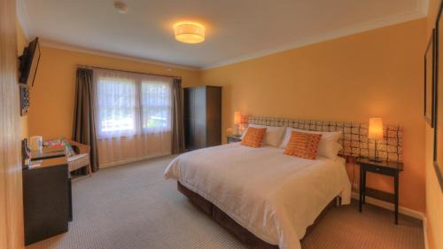 King or Twin Room - Disability Access