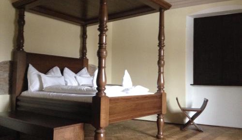 Quadruple Room with Private Bathroom