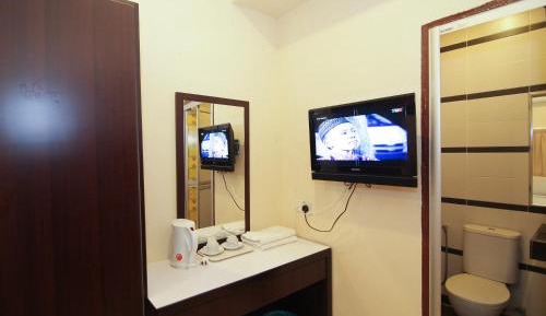 Bunga Raya Standard Double Room