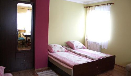 Quadruple Room with Shared Bathroom