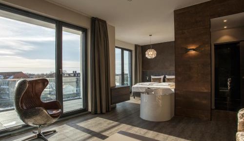 Superior Suite
