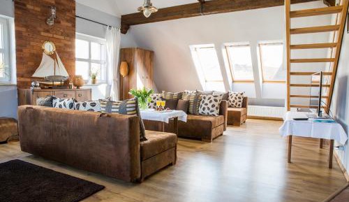 Apartment (6 Adults)