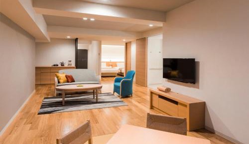Suite with Tatami Area with Hot Spring Bath