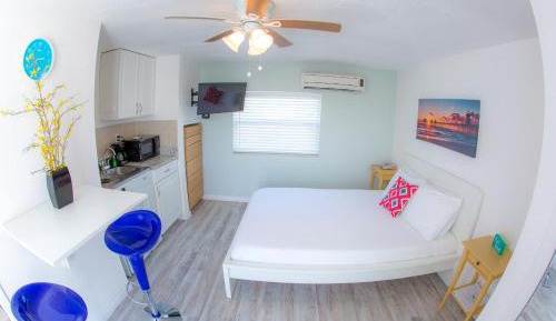 Standard Suite Queen Bed
