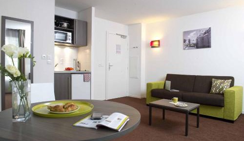 One-Bedroom Apartment (4 Adults)