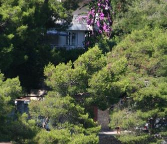 Apartment with Garden View