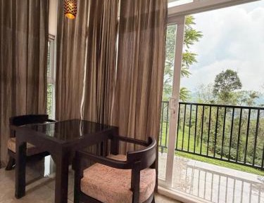 King Suite with Balcony