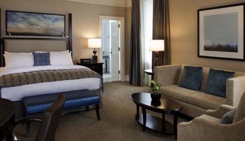 Fairmont Gold Luxurious Queen Room - Lounge Access