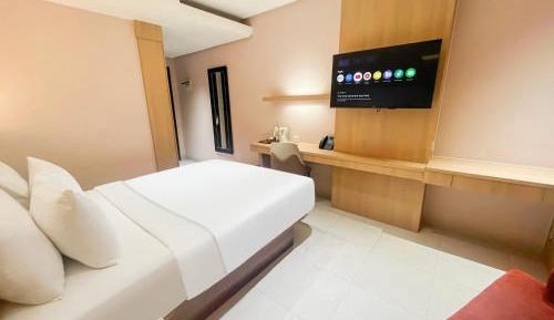 Deluxe Double Room with Balcony