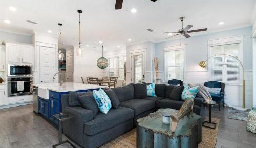 Five-Bedroom Apartment