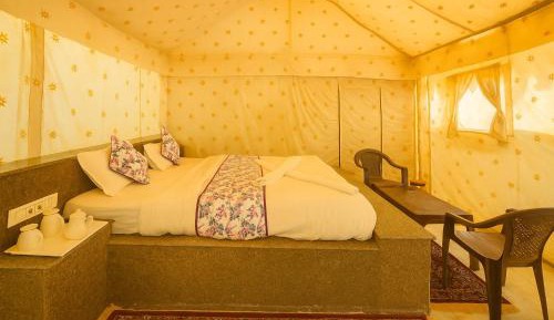 Deluxe King Suite
