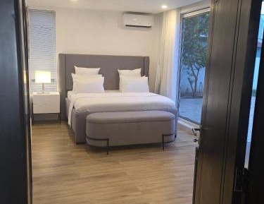King Room with Garden View