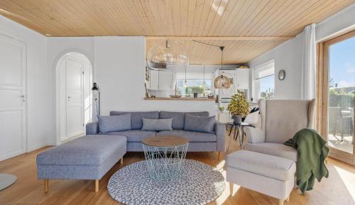 Three-Bedroom Holiday Home 