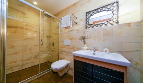 Triple Room with Balcony