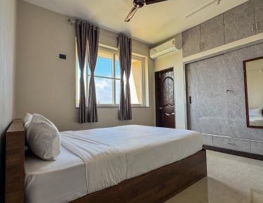 Two-Bedroom Apartment with Sea View