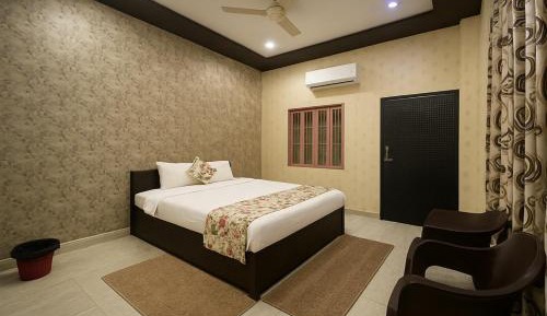 Deluxe Double Room with Extra Bed