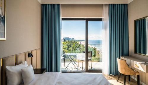 Superior Room with Sea Side View