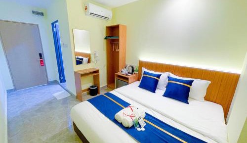 Deluxe King Room