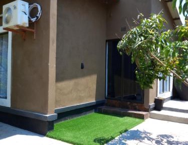 Apartment with Garden View