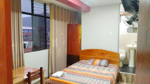 Standard Queen Room