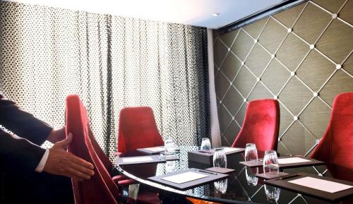 Club Millesime Twin Room with Breakfast, Evening Hi-Tea and Cocktail Hours, Meeting Room for 1h