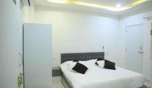 Double Room with Lake View