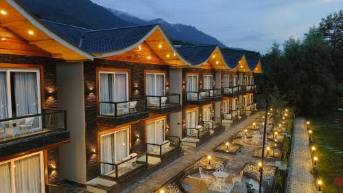 Bungalow - Water Front 