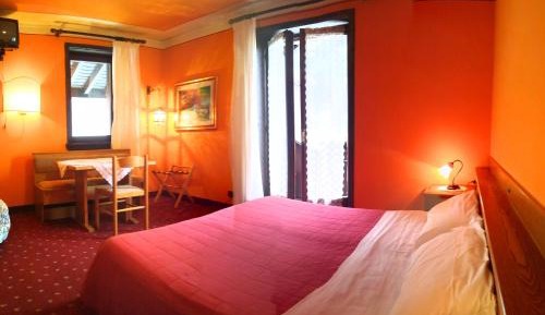Double or Twin Room with Balcony