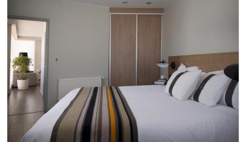 Luxury King Room