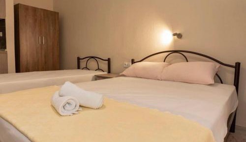 Deluxe Double Room with Extra Bed