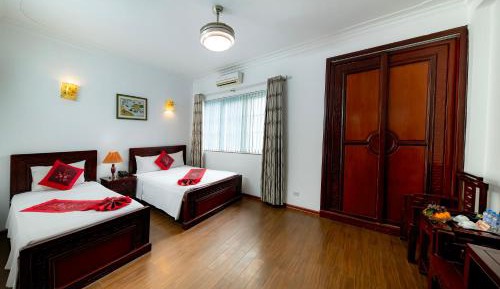Deluxe Family Room