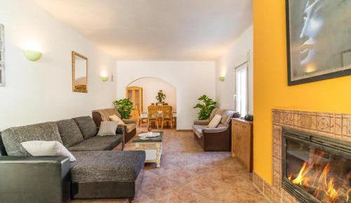 Five-Bedroom Holiday Home