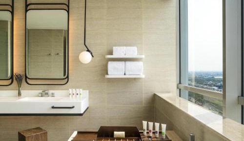 Swiss Prestige King Suite