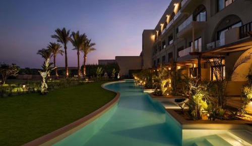 Swim Up Room Twin Bed