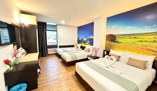 Deluxe Family Suite