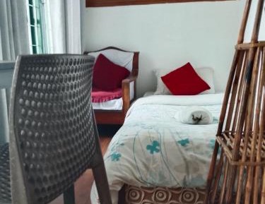 Single Room with Shared Bathroom