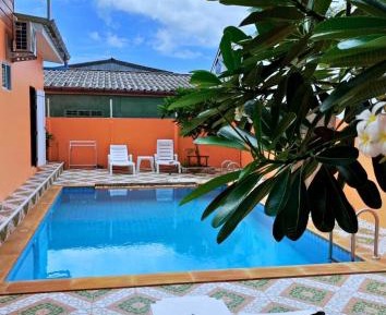 Two-Bedroom Apartment with Pool View