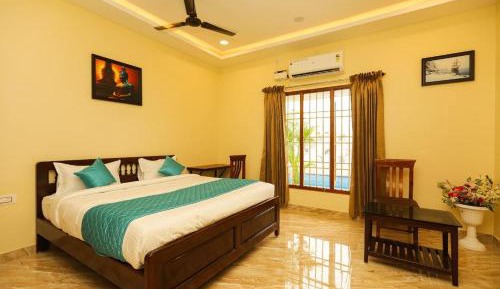 Standard King Room