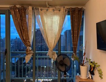 One-Bedroom Apartment with Pool View